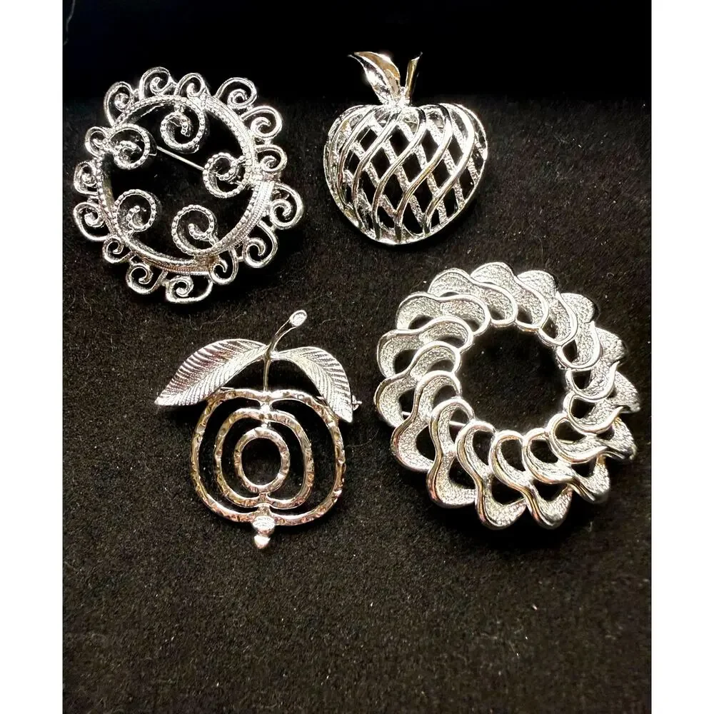 Lot of 4 Pieces Silver Tone Sarah Coventry Brooches